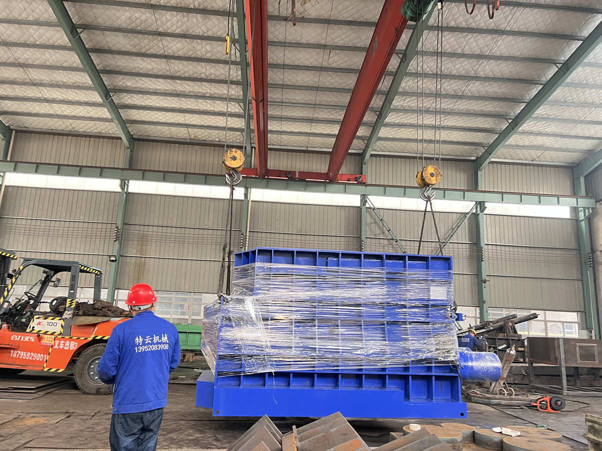 container shear