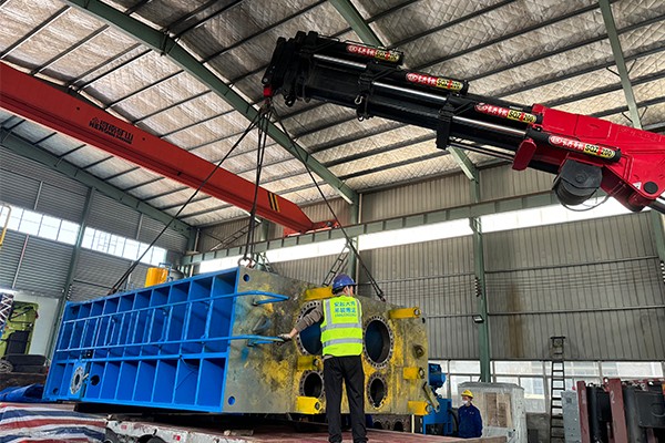 800T heavy dutygantry shear to Melbourne