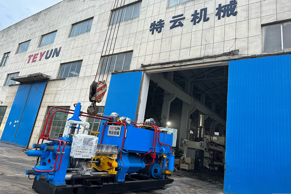 Teyun 550ton aluminum extrusion main press delivery to Uzbekistan